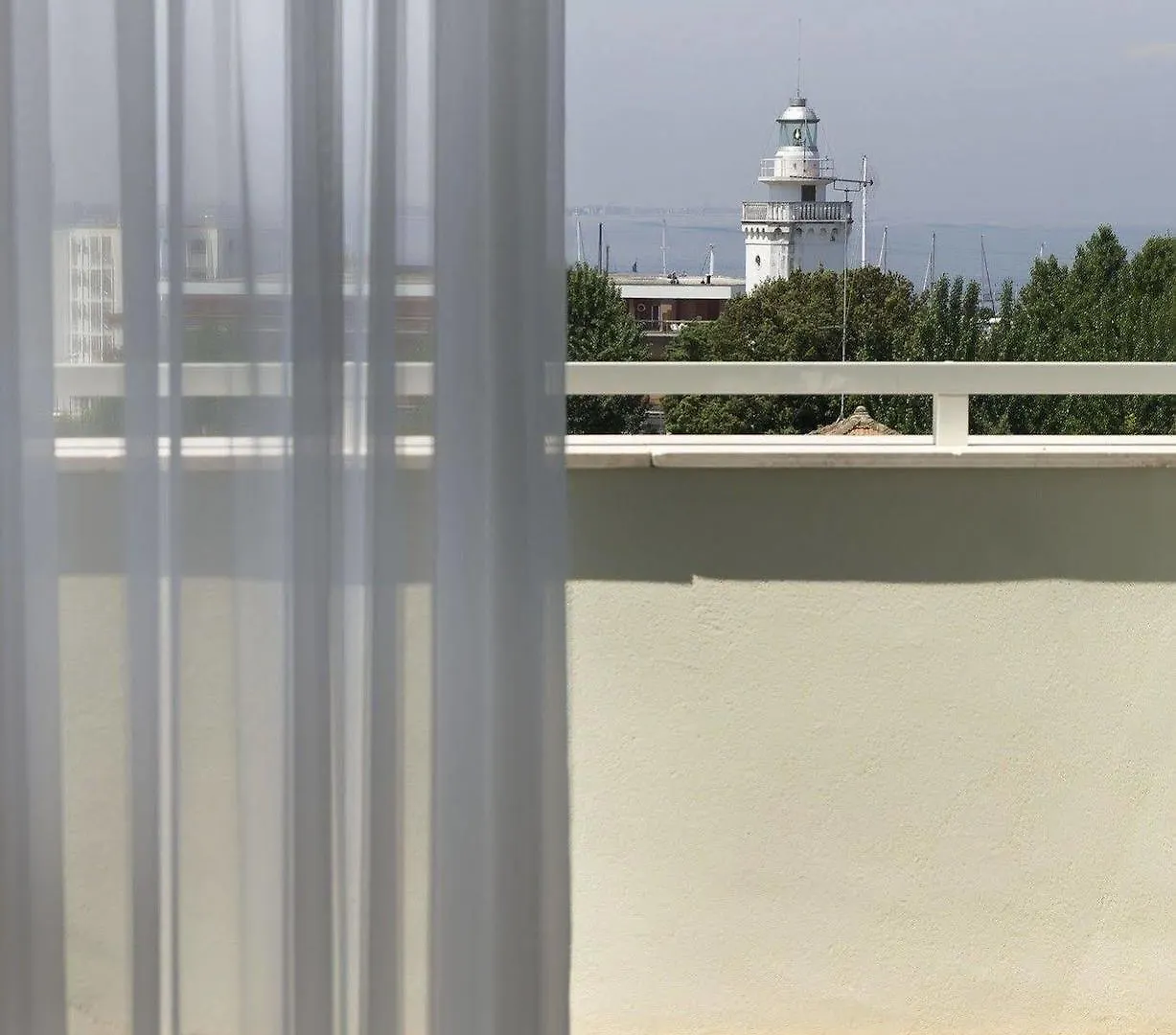 Hotel Biancamano Rimini 3*,