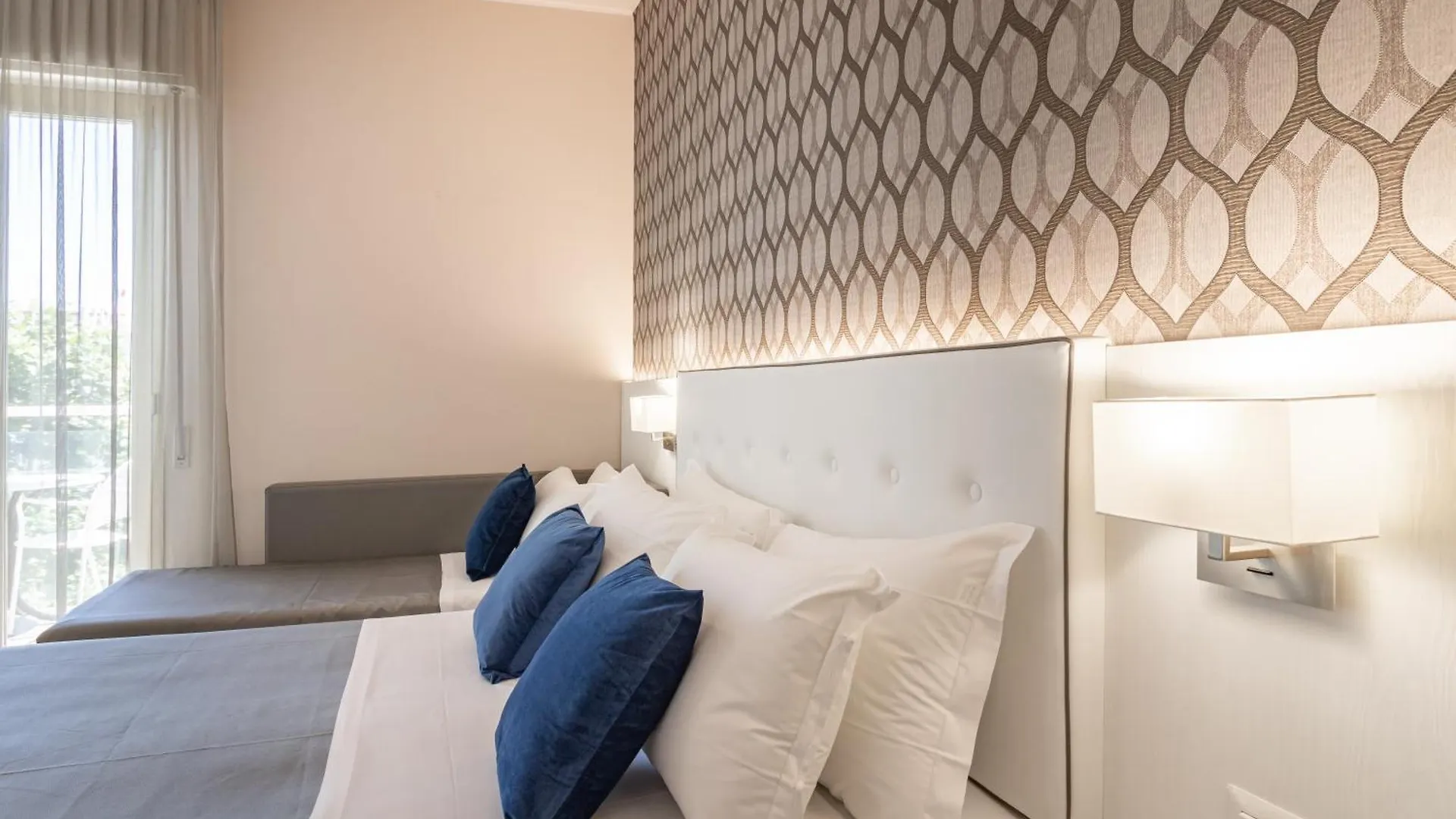 ***  Hotel Biancamano Rimini Italy