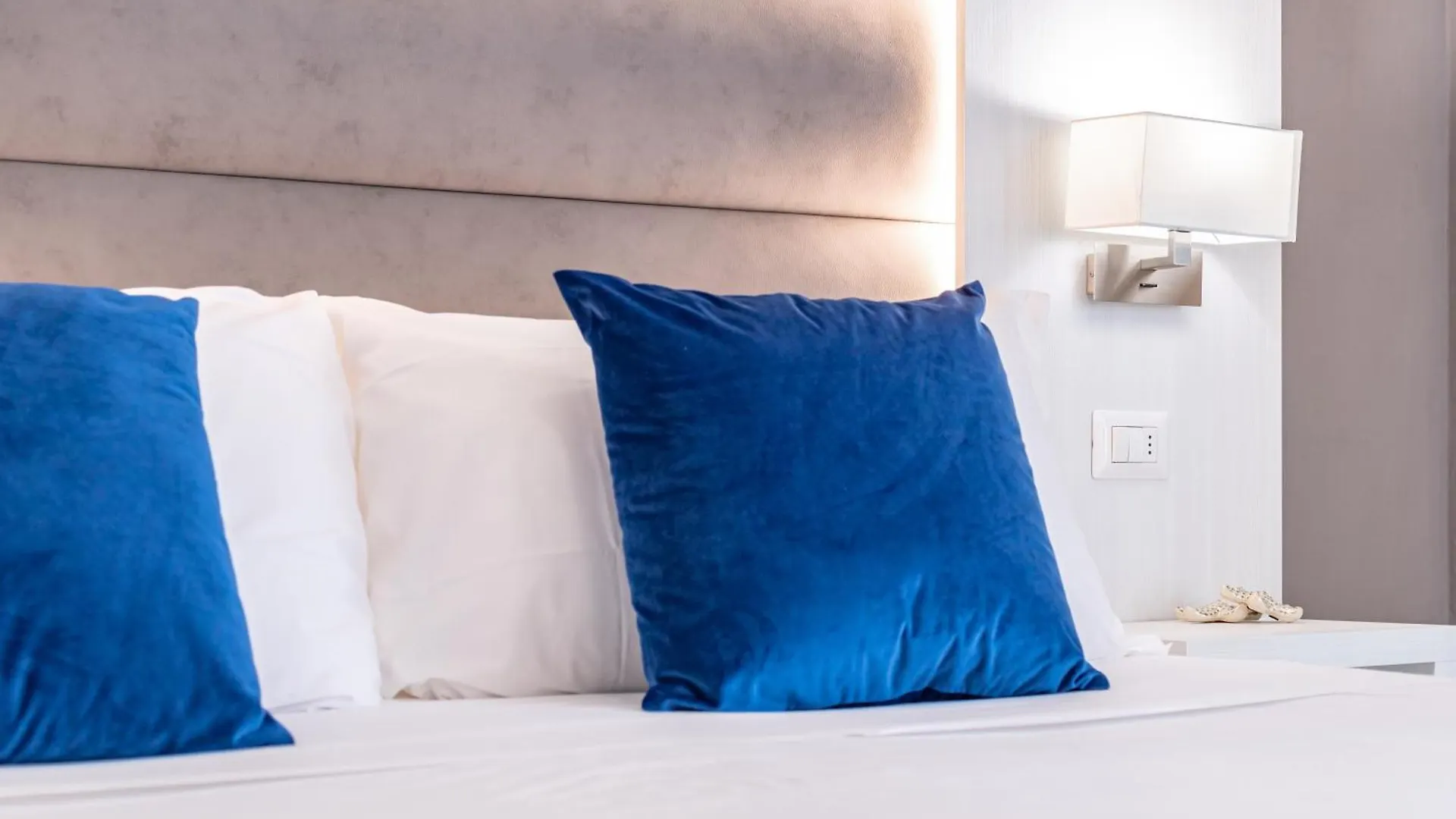Hotel Biancamano Rimini Italy